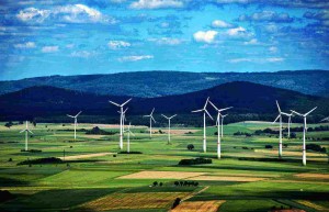 科学推进能源绿色低碳转型，加快能源核心技术攻关