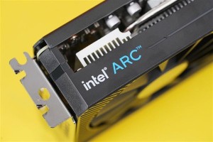 Intel Arc独立显卡驱动更新：8款DX9老游戏重生