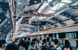 2022年年度，武汉成为32城最会赚钱的地铁，净利润达30.68亿元
