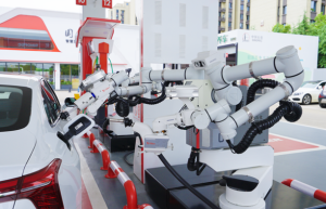 中国石化智能加油机器人产品正式投入运营