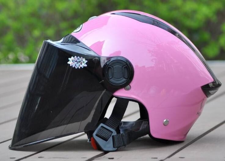电动自行车头盔领域首个强制性国标将于7月实施