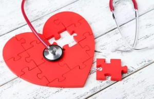 深入实施健康扶贫工程，农村医疗卫生服务网络更健全