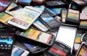 进一步将废弃电子产品回收列入信息保护范畴