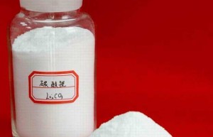 电池级碳酸锂均价时隔5个月再破50万元/吨