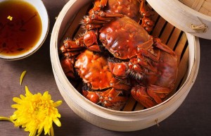 比拼品质和口碑 沪产大闸蟹靠技术“显山露水”