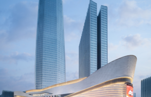 重庆的下一个地标资产在哪里？天街双轨之上，私享天际会客厅