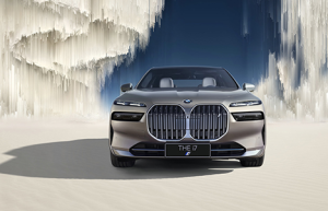 完善电动化矩阵,创新纯电动BMW i7勇担电动时代旗舰