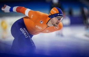 速滑世界杯卡尔加里站：荷兰队一日收获三金