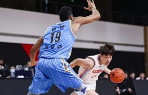 CBA综合：北京队四连胜 四川队七连败