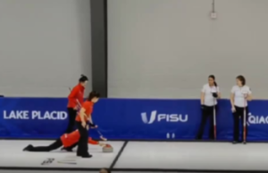 世界大冬会女子冰壶半决赛中国队将战美国队