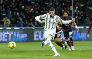 意甲：尤文完胜萨勒尼塔纳