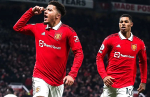 英超：连追两球 曼联扳平