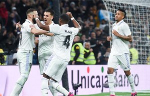 西甲单场：本泽马点球“梅开二度” 皇马4:0大胜埃尔切