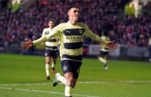 足总杯：福登“双响” 曼城挺进八强