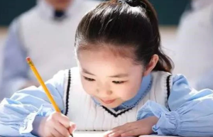 入学高峰期：今年北京广州等城市发布学位预警，大城市的孩子挤破头上学