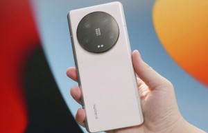 小米14售卖一周销量破百万，严重缺货雷军“拼命催单”