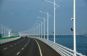 内地居民可自驾到港，香港欲计划落实“粤车南下”