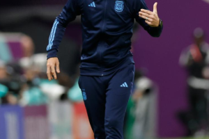 卡塔尔世界杯 | 阿根廷主帅斯卡洛尼：迪玛利亚、德保罗可出战半决赛